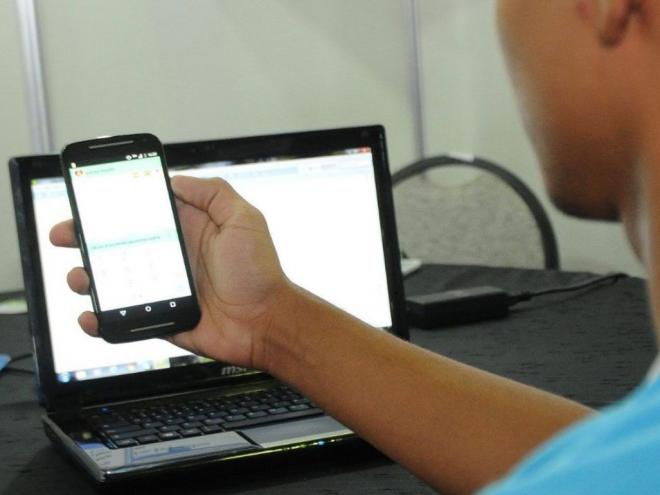 Sobrecarga de trabalho e ensino remoto provocam abalo psicológico