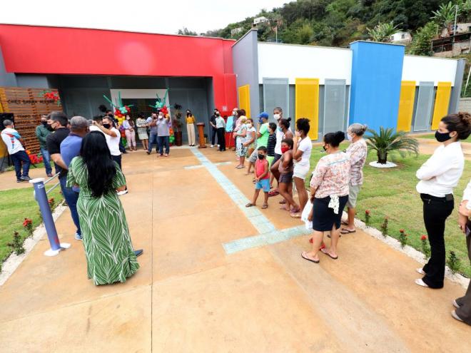 As duas novas obras foram entregues na sugestiva data do Dia do Estudante, como um prêmio à educação escolar