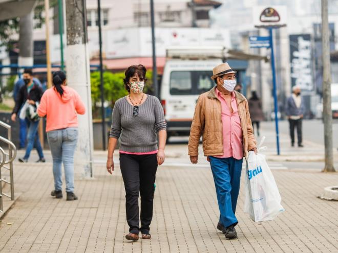 Nos últimos dias, indicador Rt apontou variação entre 0,95 e 1,07; índice é um dos utilizados na tomada de decisão em saúde pública