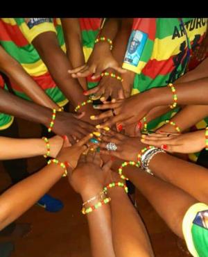 Os Filhos de Zambi, um grupo de dança da comunidade Arturos