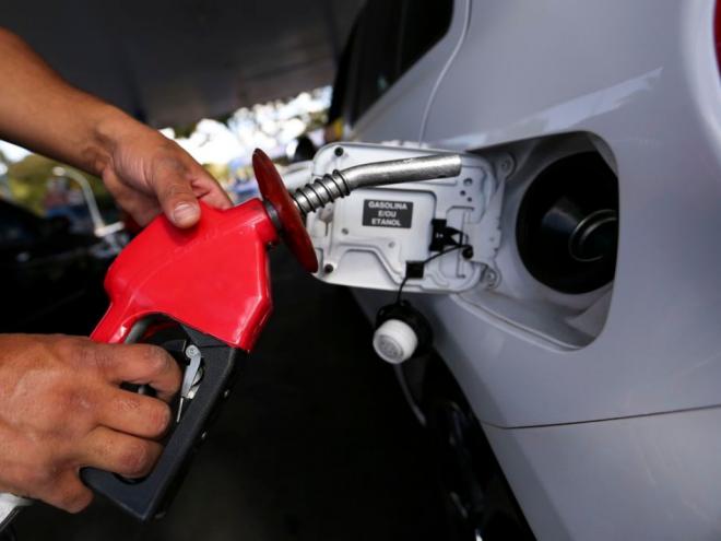 Reajustes nos preços do diesel e gasolina entram em vigor nessa sexta-feira