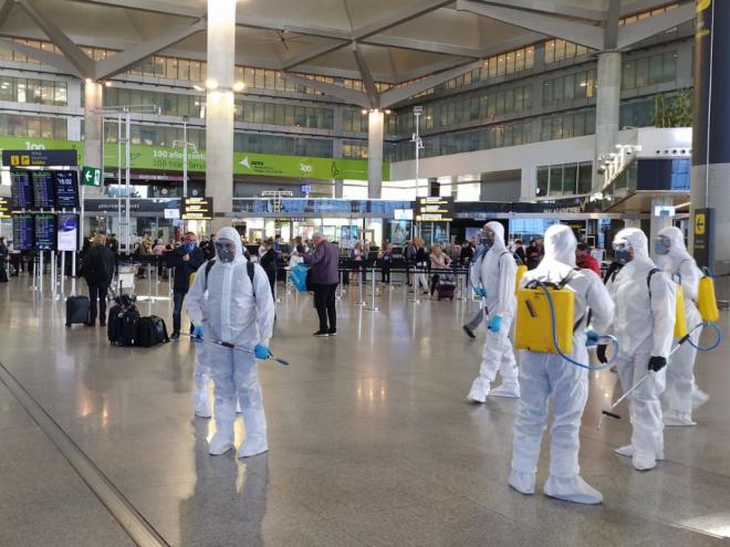 A Espanha registrou 3.594 novas infecções pelo novo coronavírus somente no dia 26 de agosto e esforça-se para conter a segunda onda de contágio