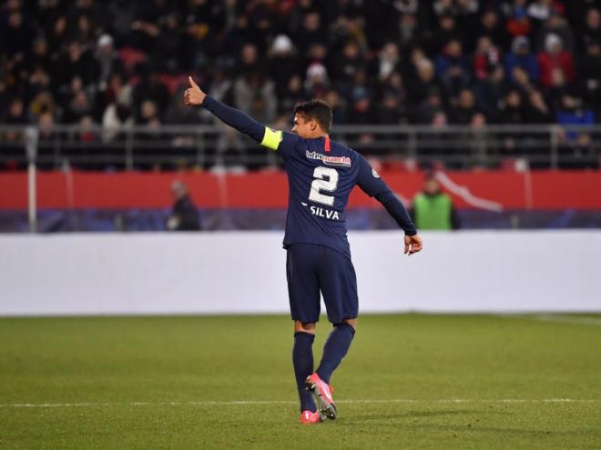 Thiago Silva era o capitão do Paris Saint-Germain e conquistou 24 títulos com o time francês 
