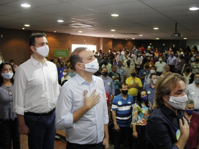 O auditório da Fadipa recebeu os apoiadores e lideranças políticas 