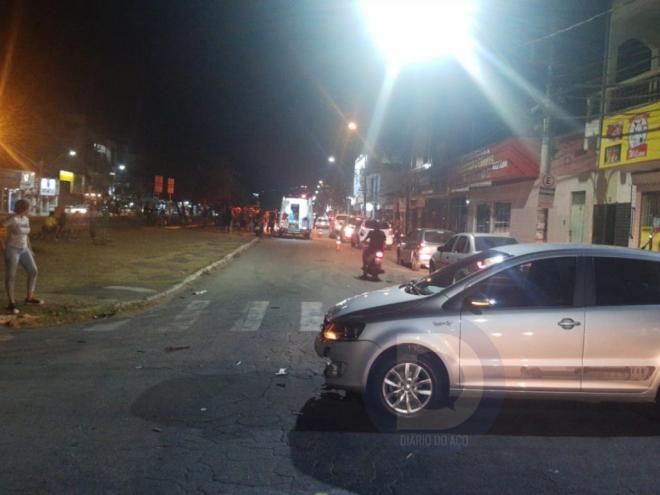 O acidente ocorreu na avenida José Selim de Sales, no bairro Canaã, em Ipatinga