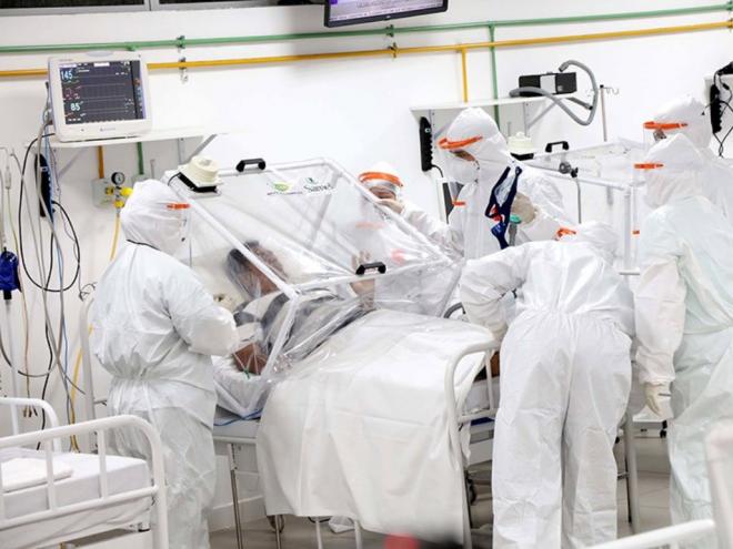 O número de mortes em função da pandemia do novo coronavírus chegou a 138.977 no Brasil, conforme a mais recente atualização de dados do Ministério da Saúde