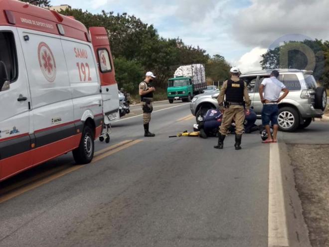 Pajero TR4 foi atravessar a rodovia e entrou na frente de motociclista que trafegava sentido Ipatinga