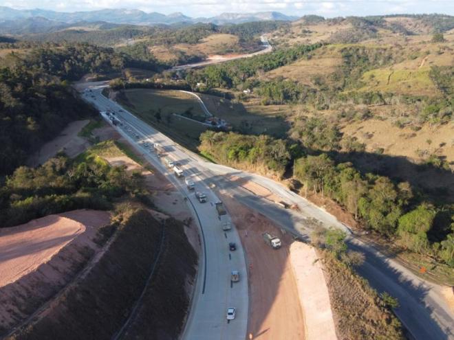 Com a liberação, os motoristas precisam ficar atentos para as modificações de acesso a Roças Novas e Itabira 