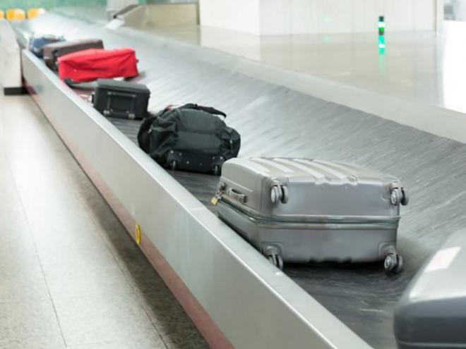 Passageiro viu que sua bagagem estava violada e sem produtos comprados na viagem à Alemanha