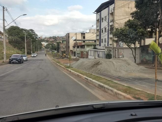 Avenida Colatina esta aberta com mão dupla no trecho entre os bairros Caravelas e Veneza II