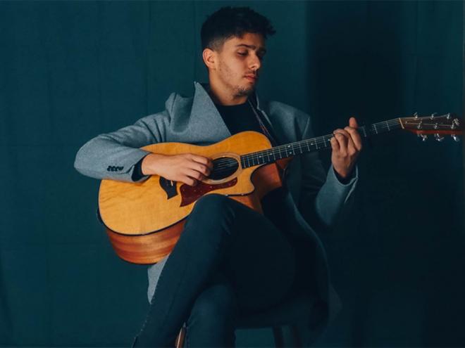 O cantor André Araújo reside em Atlanta, na Georgia (EUA)