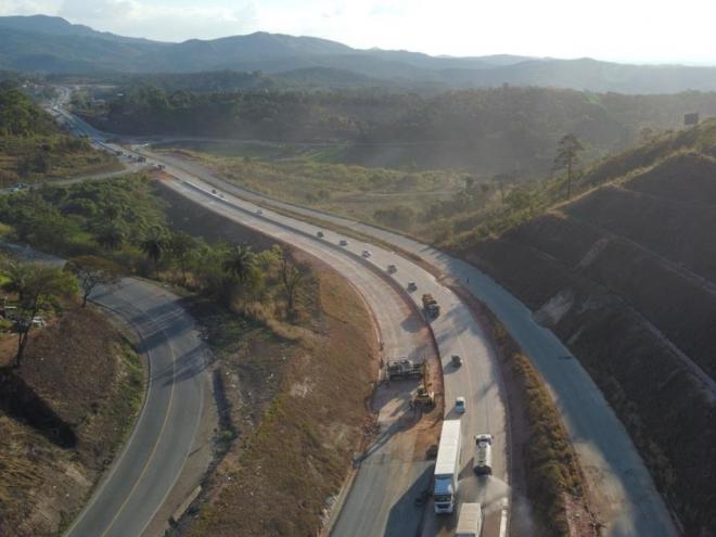 Dnit reforça ações de conscientização para evitar despejo de lixo na rodovia