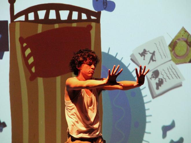 Thomas Huszar, da Fabulosa Companhia, em A Linha Mágica
