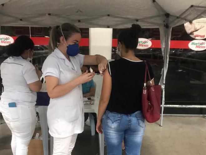 Na oportunidade, também será feita a imunização contra o sarampo, que tem como público-alvo pessoas de 20 a 49 anos