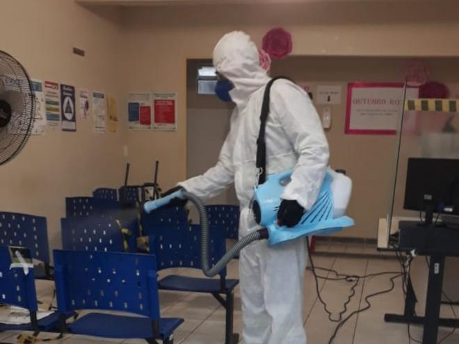 Higienização é feita para evitar a contaminação pela covid-19