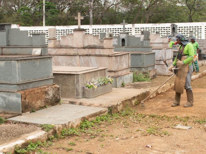 A preparação dos cemitérios está sendo finalizada em Timóteo