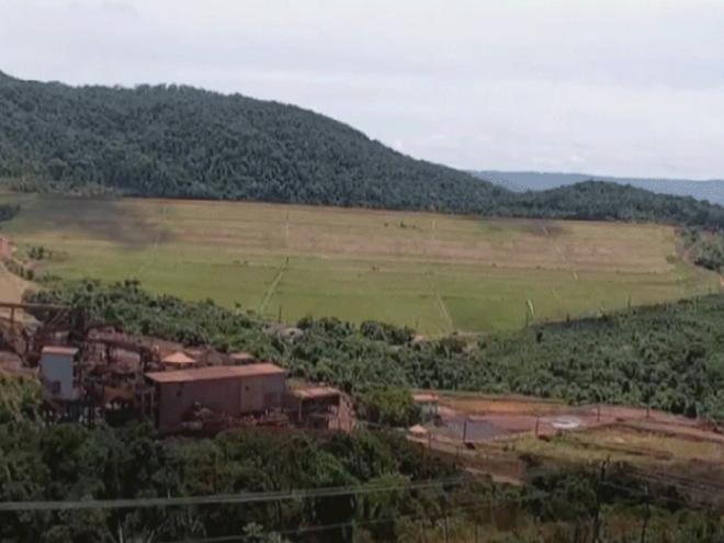 Momento em que barragem da Vale desaba em Brumadinho, Minas Gerais 