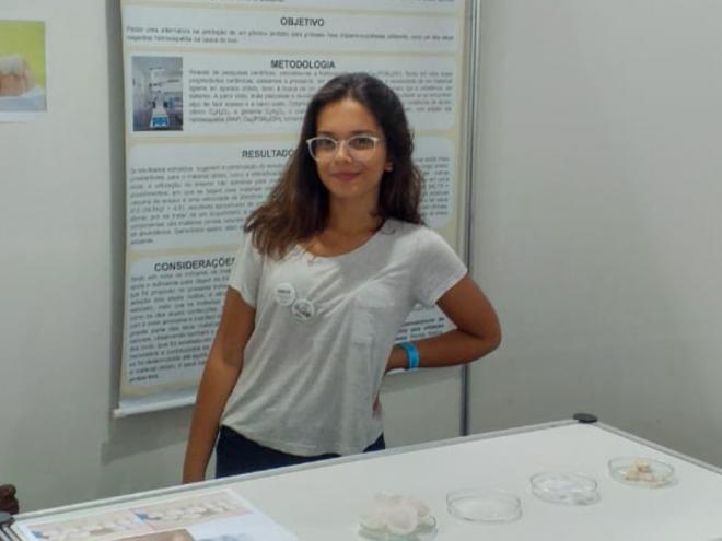 Estudante Gabriela Moraes de Santana, 17 anos