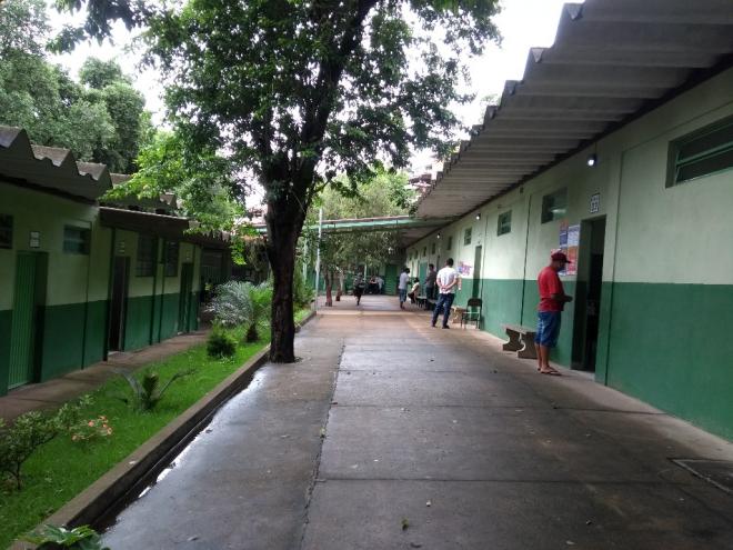 Havia poucas filas nesta manhã na Escola Estadual Chico Mendes