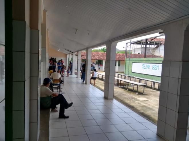 Escola Estadual na parte da manhã