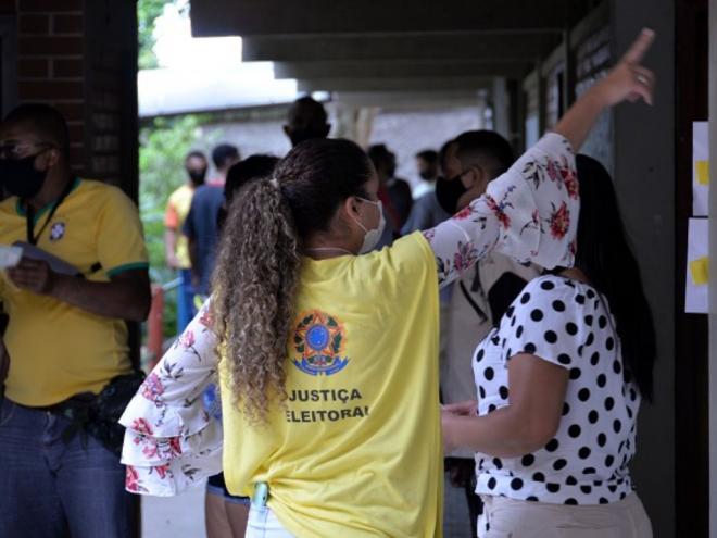 Parlamentares que concorreram ao cargo de prefeito foram derrotados nas eleições; apenas uma seguiu para o segundo turno