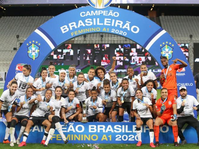 Equipe paulista bateu o Avaí/Kindermann por 4 a 2 para erguer o troféu