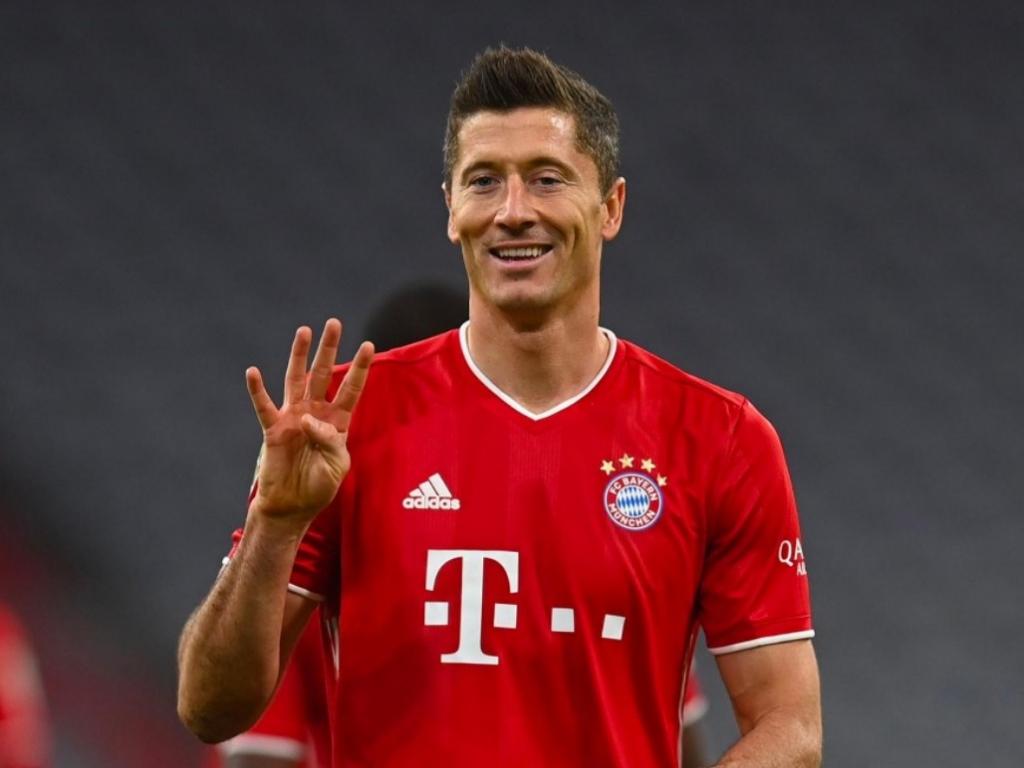 Lewandowski desbanca Messi e é eleito o melhor jogador do mundo