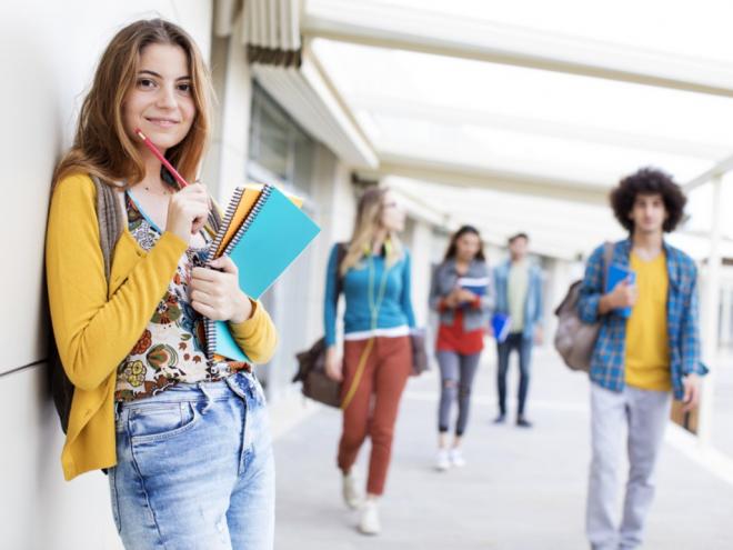 O simulador de nota de corte do Enem é uma ferramenta que pode ser aproveitada pelos participantes do Exame Nacional do Ensino Médio (Enem) para saber as possibilidades de ingressar no ensino superior