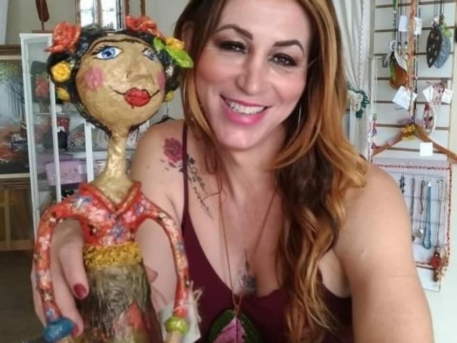 A artista plástica, Camila Oliveira, lutava para sobreviver à covid desde meados de novembro 
