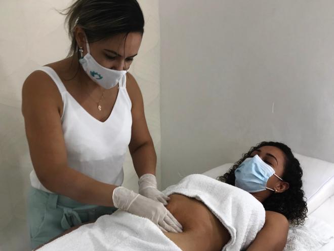 Sâmella Cristina é cliente de Weslaine há anos e não deixa a beleza de lado