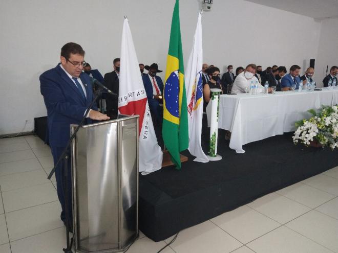 Marcos Vinicius tomou posse para seu segundo mandato como prefeito