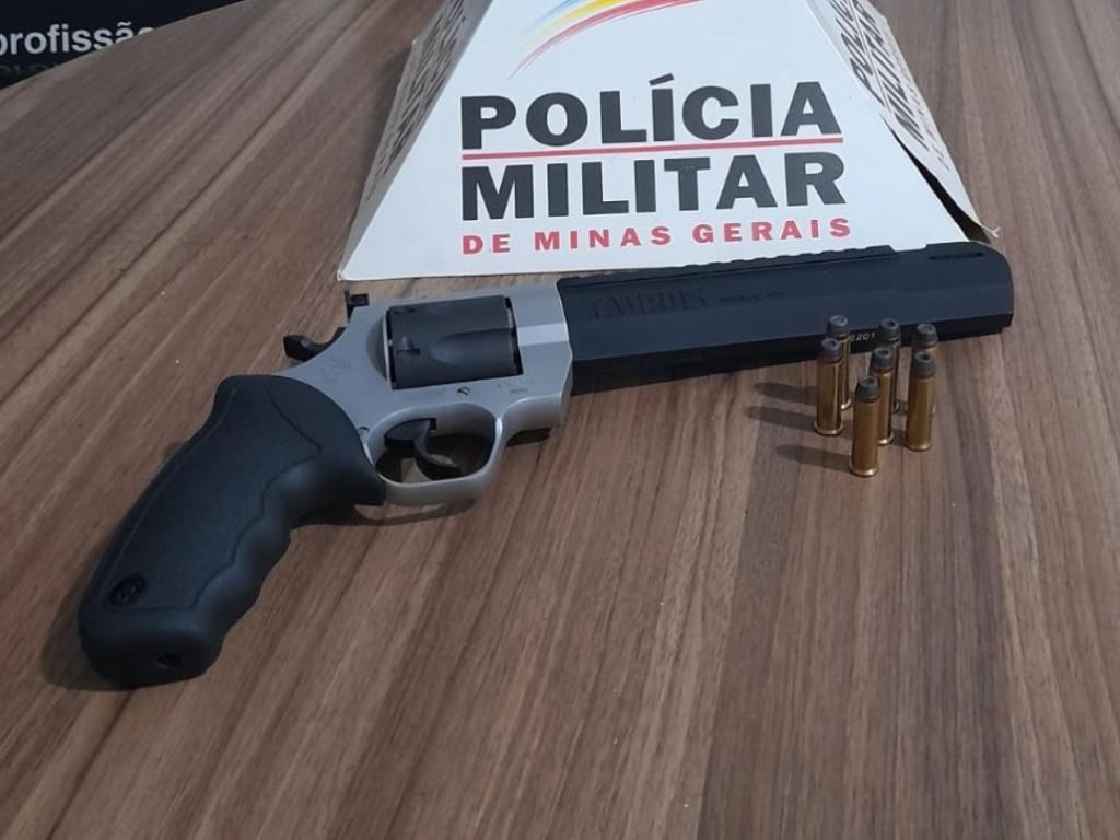 Revólver calibre 357 Magnum, da Taurus, foi usado para ameaçar desafeto em disputa de divisa de terras 