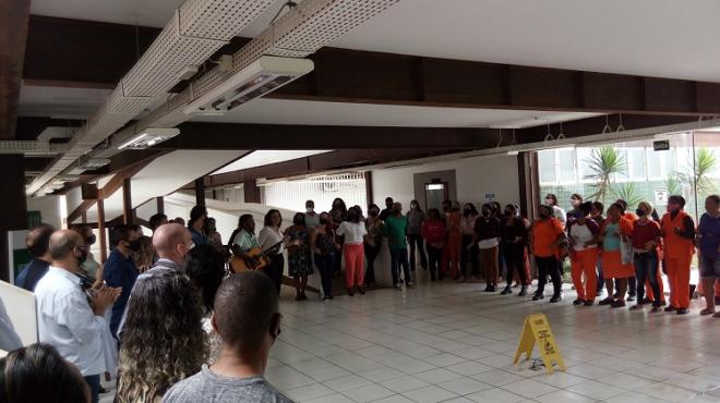 Servidores municipais foram reunidos em dois momentos na prefeitura, pela manhã e à tarde 