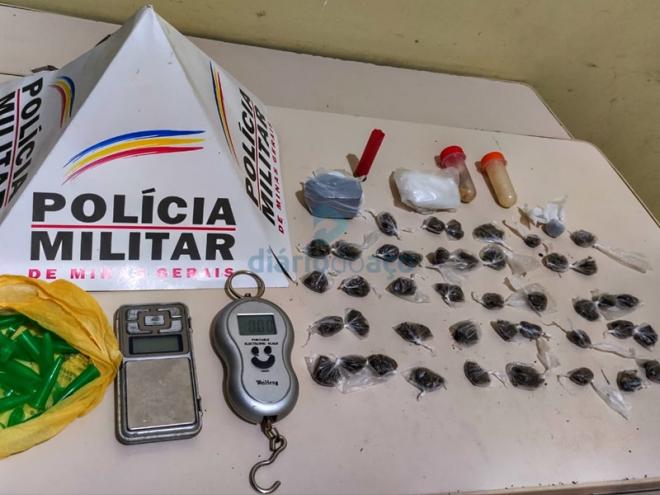 O material encontrado na 'boca de fumo' no bairro Macuco