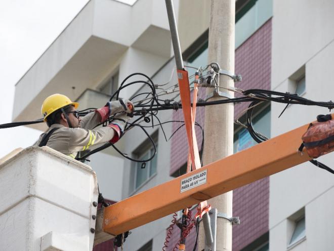 Energia será suspensa para substituição de cabos da rede elétrica