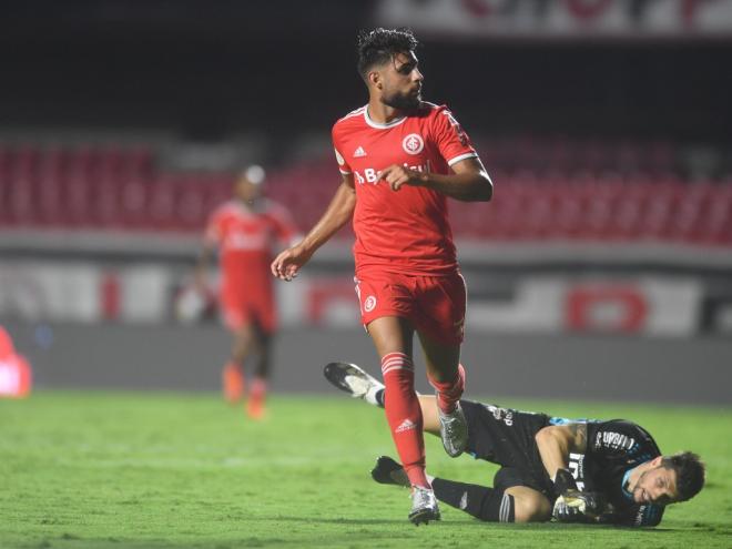 Colorado atropelou o tricolor paulista no Morumbi, vencendo por 5 a 1
