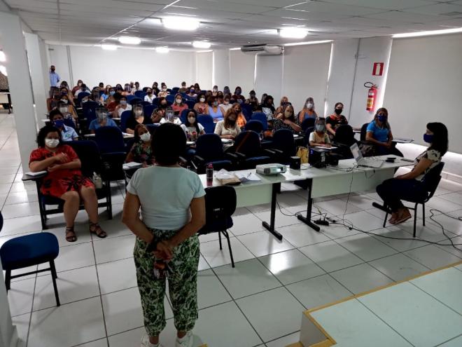 Fabriciano fecha primeira semana de volta às aulas com bons números e nenhum caso de infecção