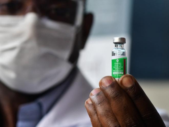 Governo de Minas Gerais e Ministério Público disponibilizam canais para denunciar os fura-filas da vacinação 