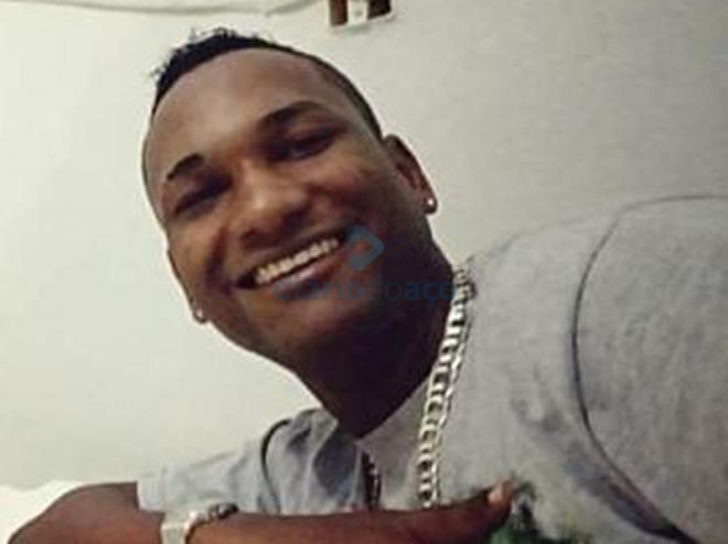 Isaías foi chamado no portão de casa para ser assassinado