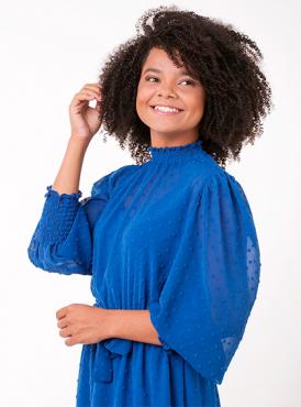 Rayssa Carvalho venceu todas as dificuldades e se tornou uma cantora
