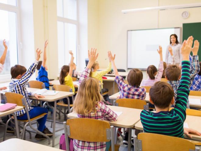 A volta às aulas presenciais nas escolas públicas ainda não está definida em muitas cidades do país, mas a insegurança de pais e alunos com o cumprimento dos protocolos de higiene foi registrada na quinta edição da pesquisa Datafolha