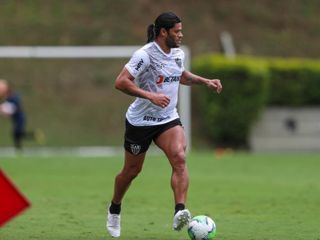 Atacante poderá entrar em campo na segunda rodada do Estadual