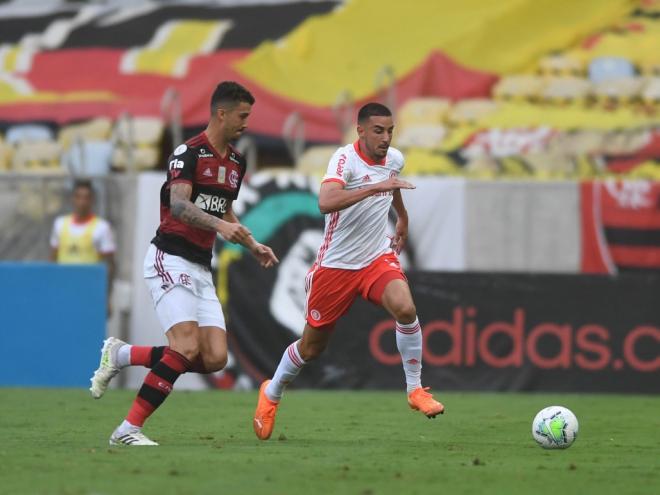 Enquanto Flamengo depende apenas de si para ser campeão, Internacional precisa vencer seu jogo e secar o time carioca