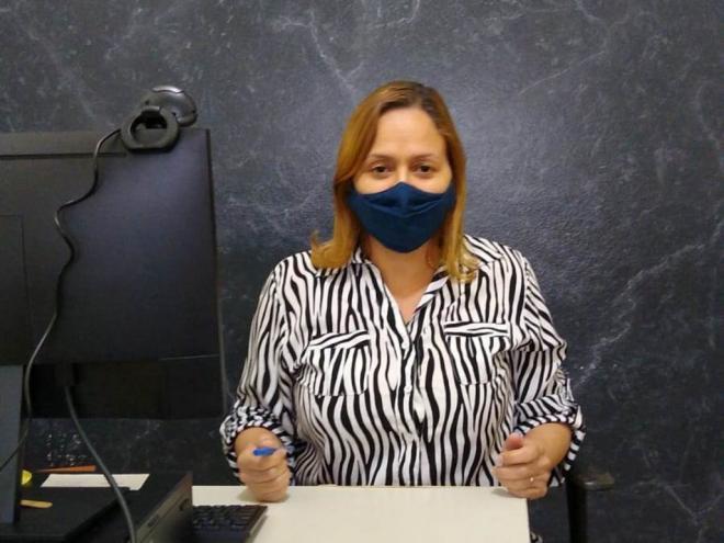 A secretária de Saúde, Maria Aparecida, informa que a identificação do trabalhador será exigida no ato da vacinação 