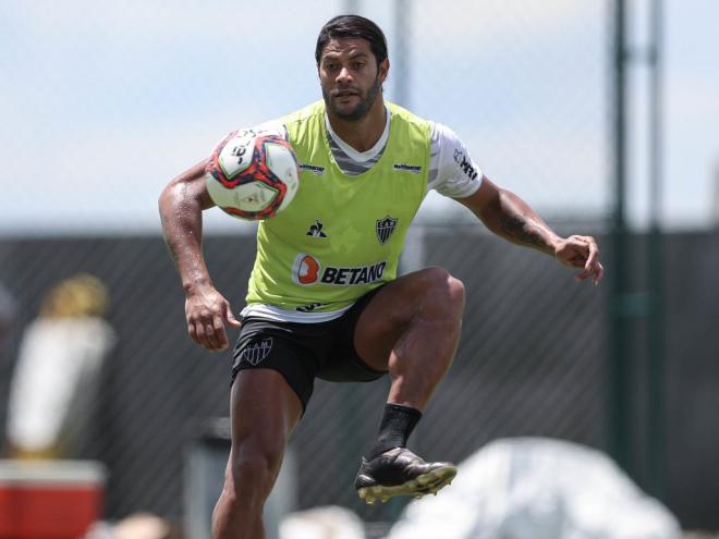 Hulk chega a perder 5 kg a cada atividade física de alto rendimento