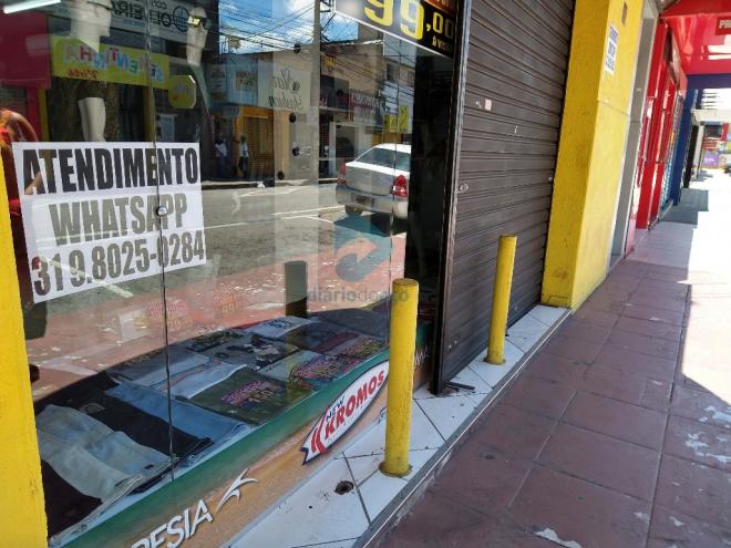 Serviços considerados não essenciais deverão ficar de portas fechadas para os clientes 