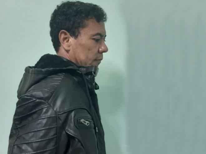 Homem disse que apontou para a enfermeira e ela segurou a arma, quando houve disparo fatal 