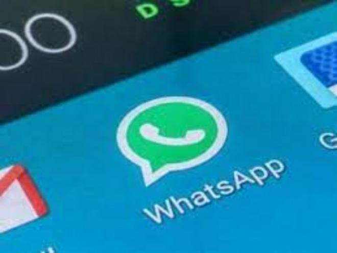 As vítimas foram enganadas por golpistas que se passaram por amigos no WhatsApp