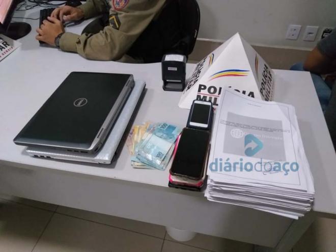 Contratos, computadores, telefones celulares e dinheiro recolhido com quadrilha de estelionatários