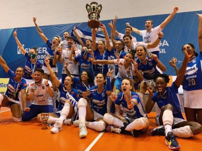 Equipe conseguiu o tetracampoenato no início da semana